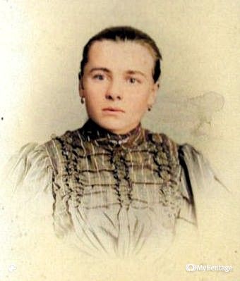Lucie FIDRET BONARD (Mme Perrière)